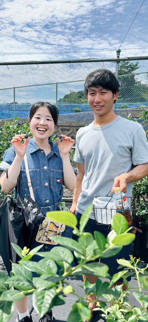 笑顔でブルーベリー狩り・大阪・岬町
