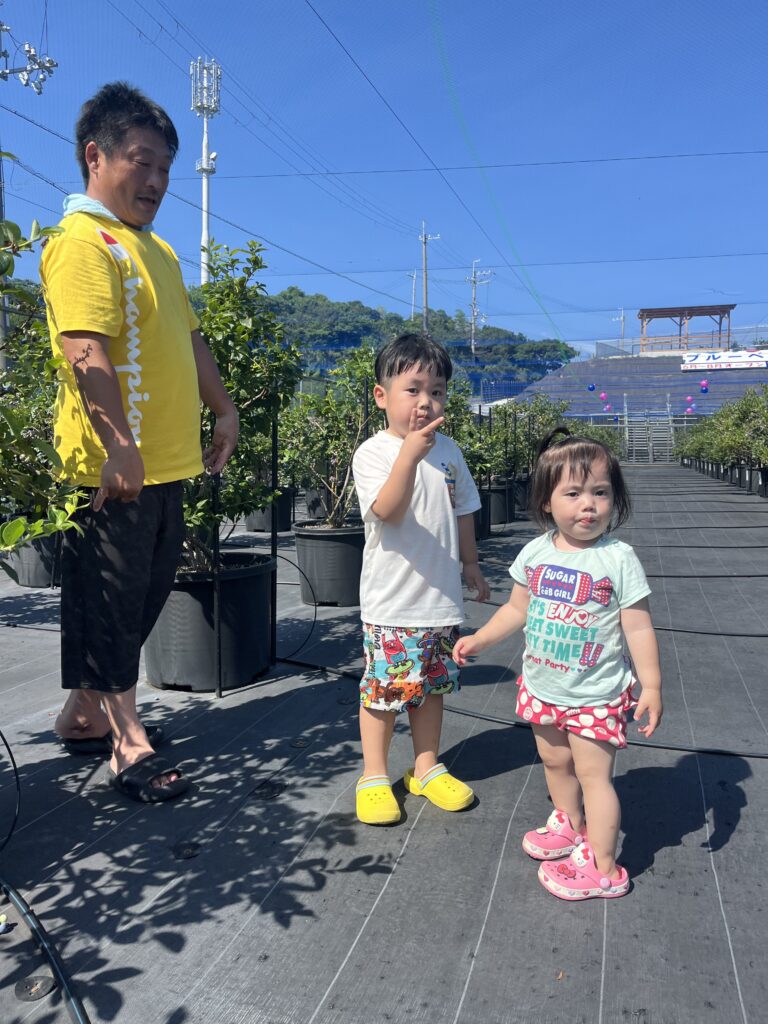家族でブルーベリー狩り・ブルーベリーファームみさき・大阪・岬町