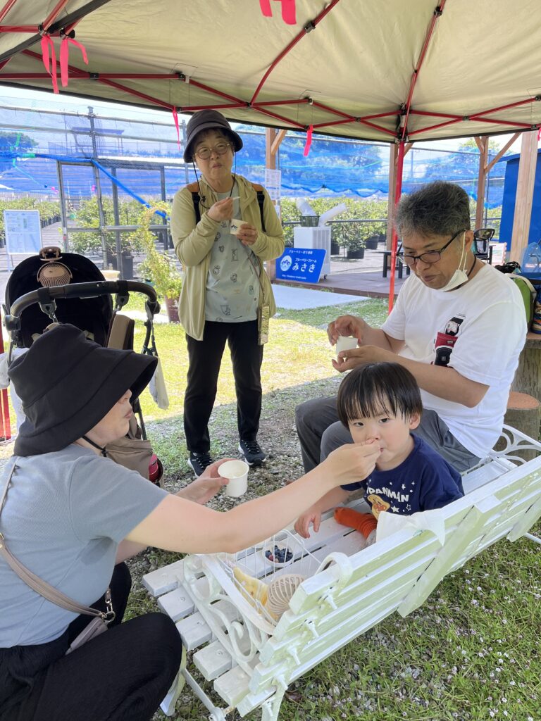 ブルーベリーファームみさき・大阪・岬町・家族でジェラート
