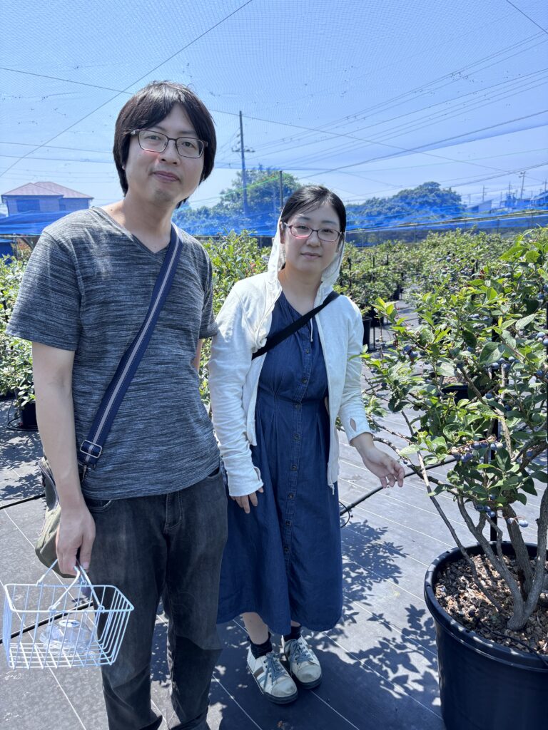 ブルーベリーファームみさき・大阪・岬町・夫婦でブルーベリー狩り