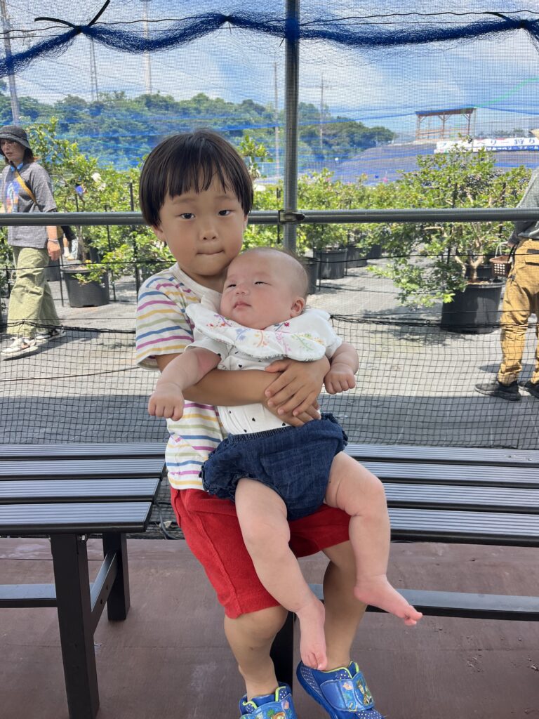 ブルーベリー狩り・ブルーベリーファームみさき・大阪・岬町・赤ちゃんとブルーベリー農園