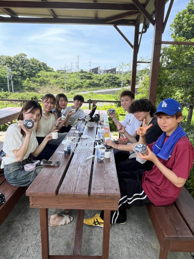 ブルーベリー狩り・ブルーベリーファームみさき・大阪・岬町・レストスペースでゆっくり